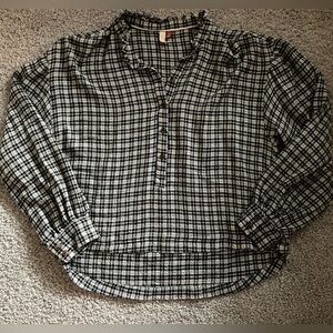 Anthropologie Plaid Button-Up Shirt